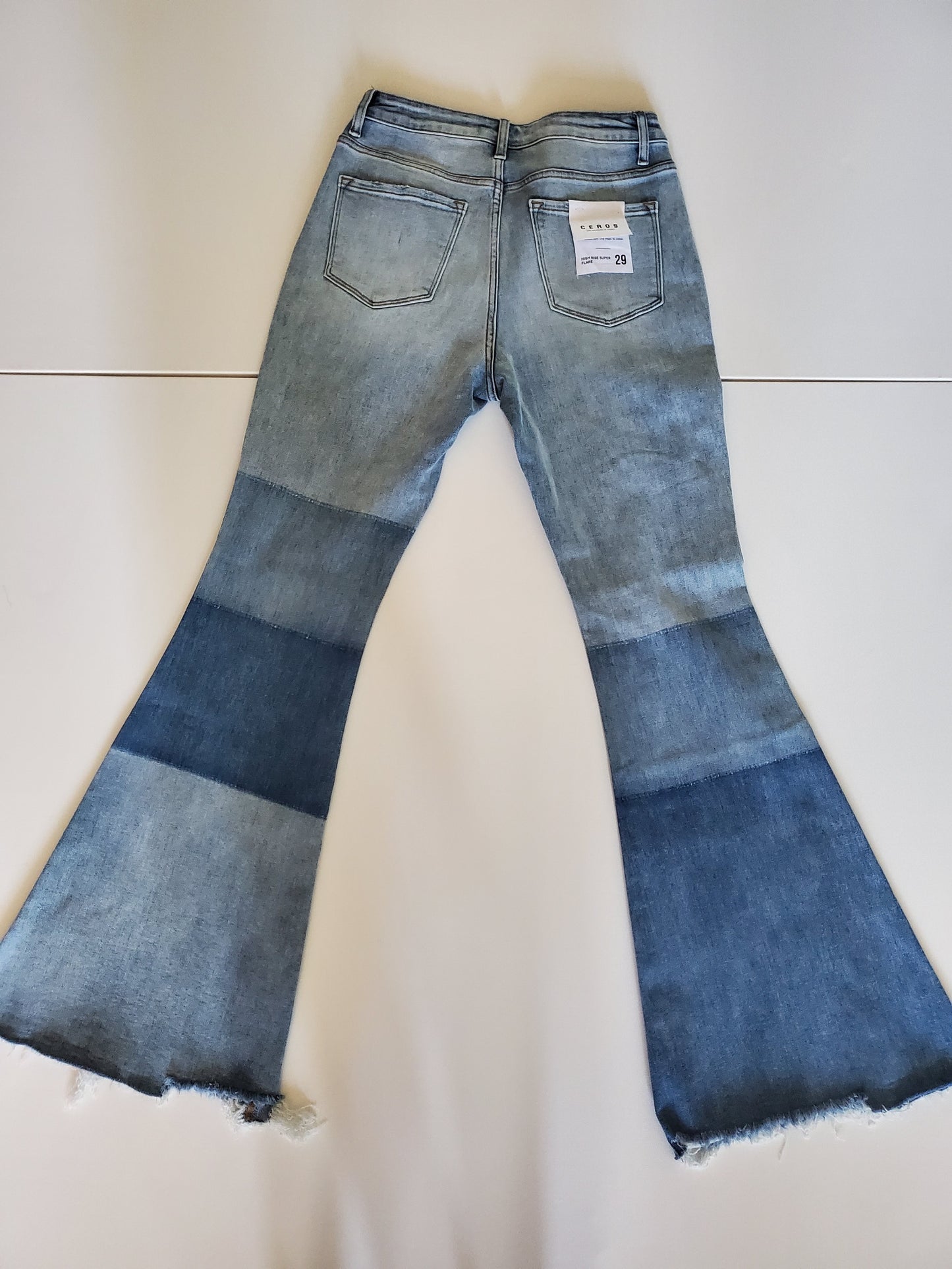CEROS HIGH RISE TWO TONE FLARE JEANS