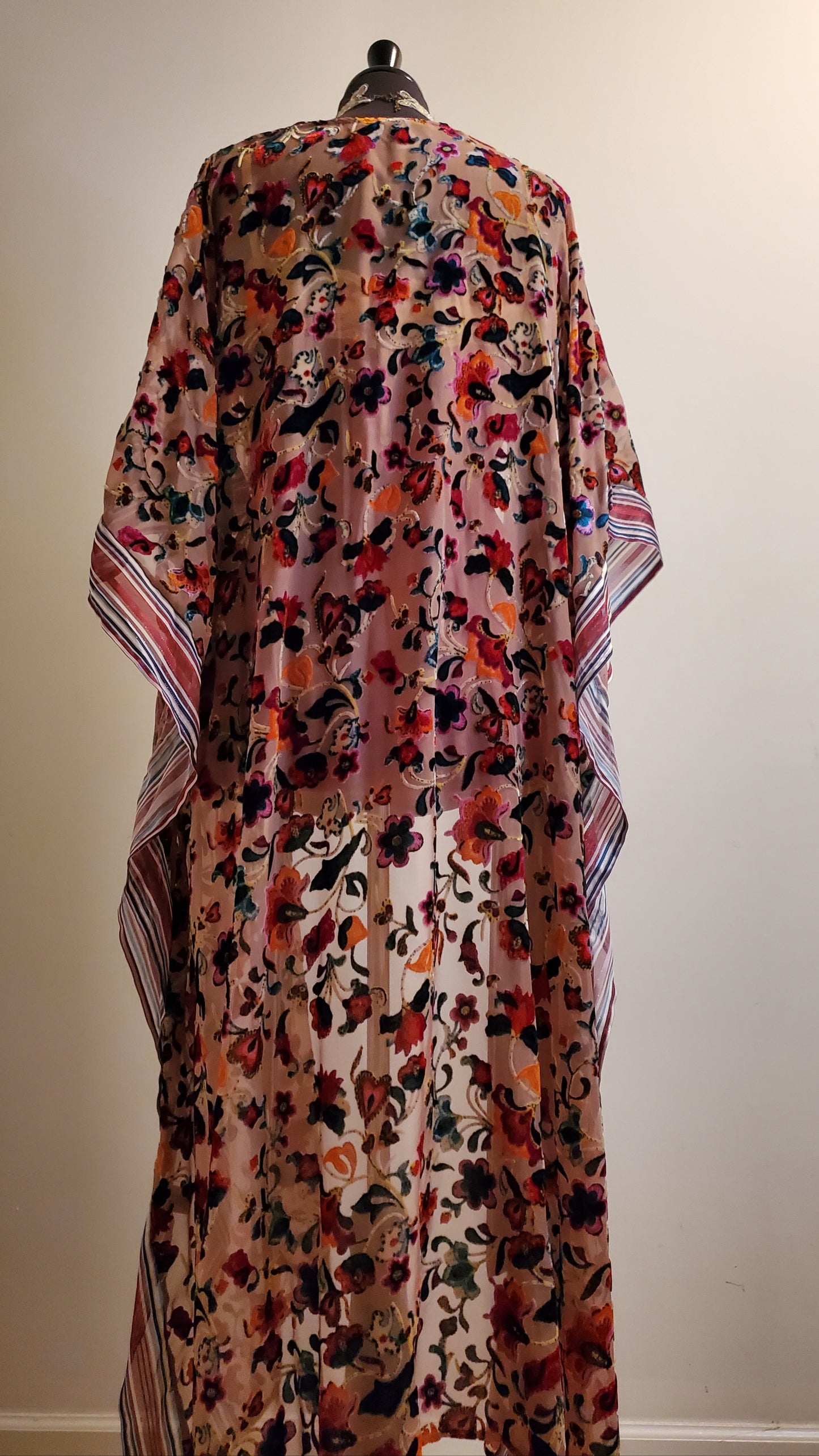 WHEN I CLOSE MY EYES KIMONO