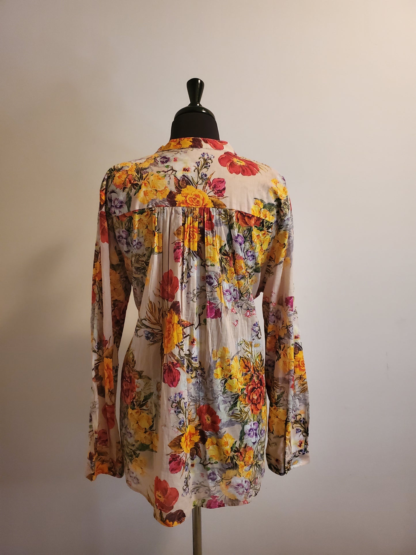FLORAL BEAUTY BLOUSE