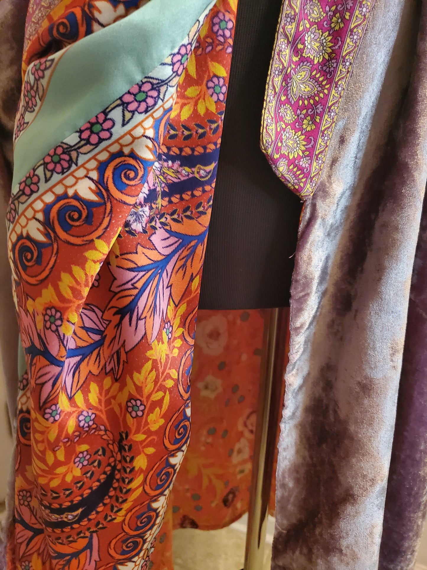 SOMETHING MAGICAL VELVET COAT
