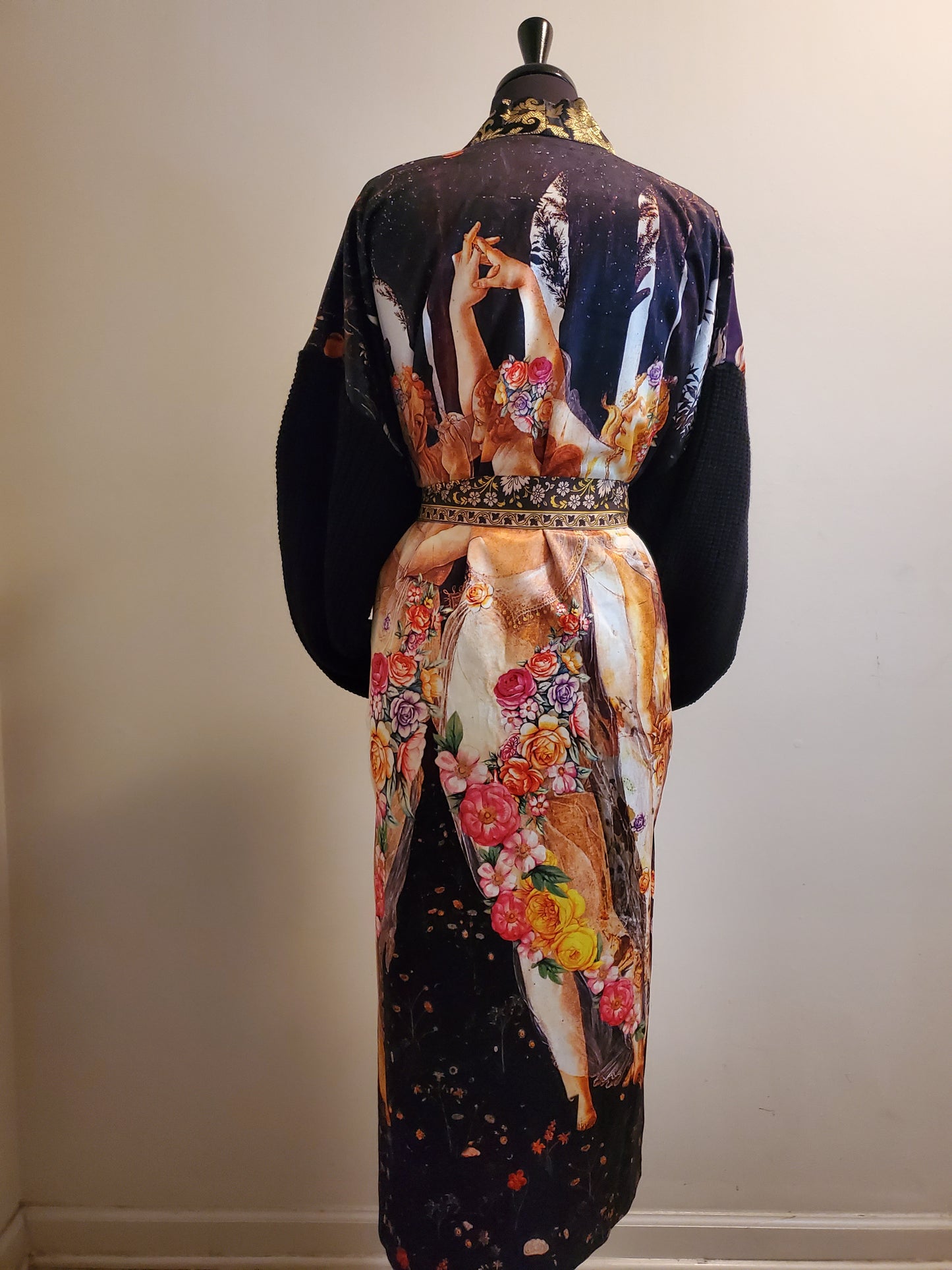 VENERA VELVET KIMONO WITH SWEATER SLEEVES