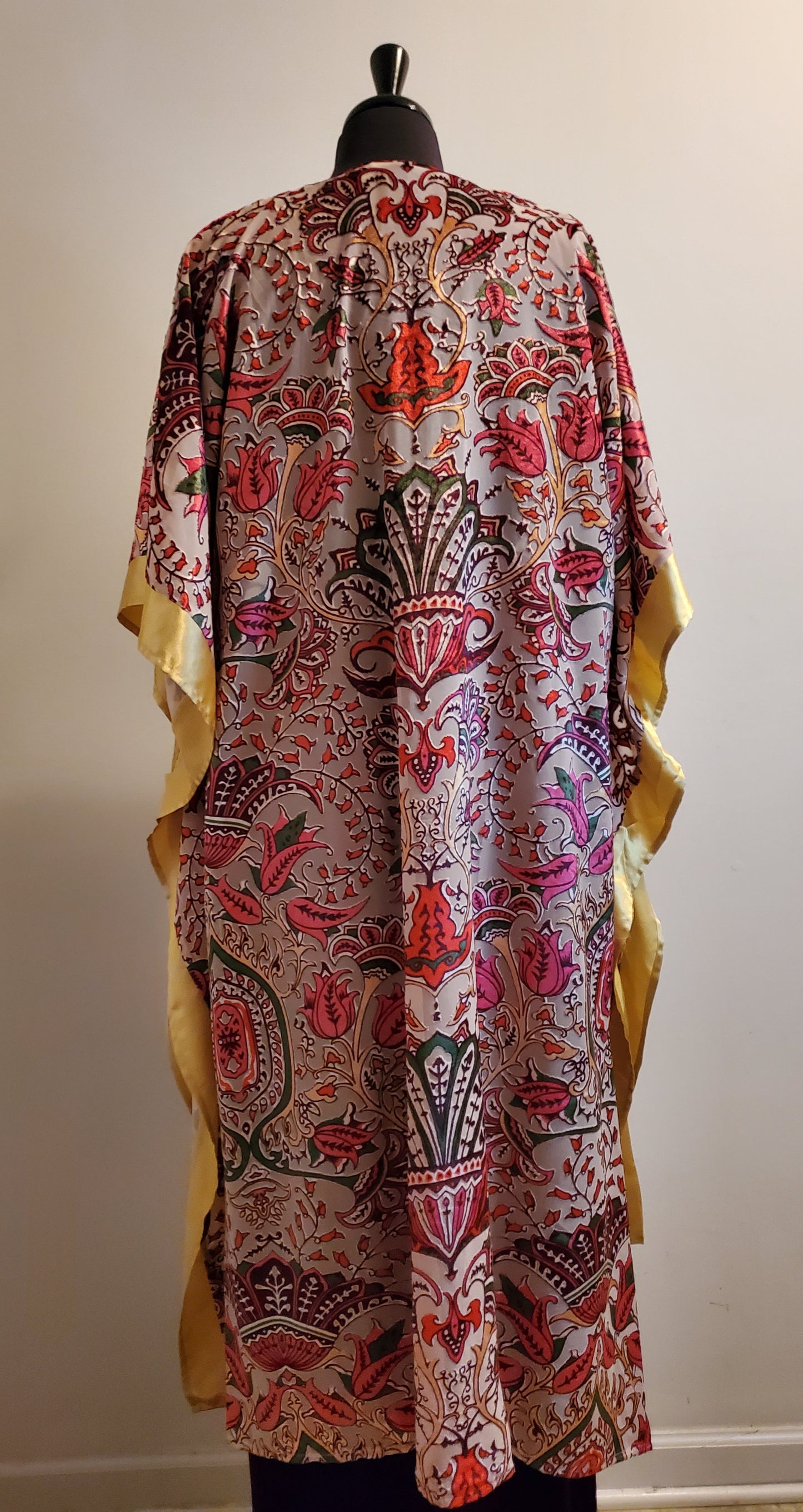VINTAGE BEIGE ADALINE KIMONO