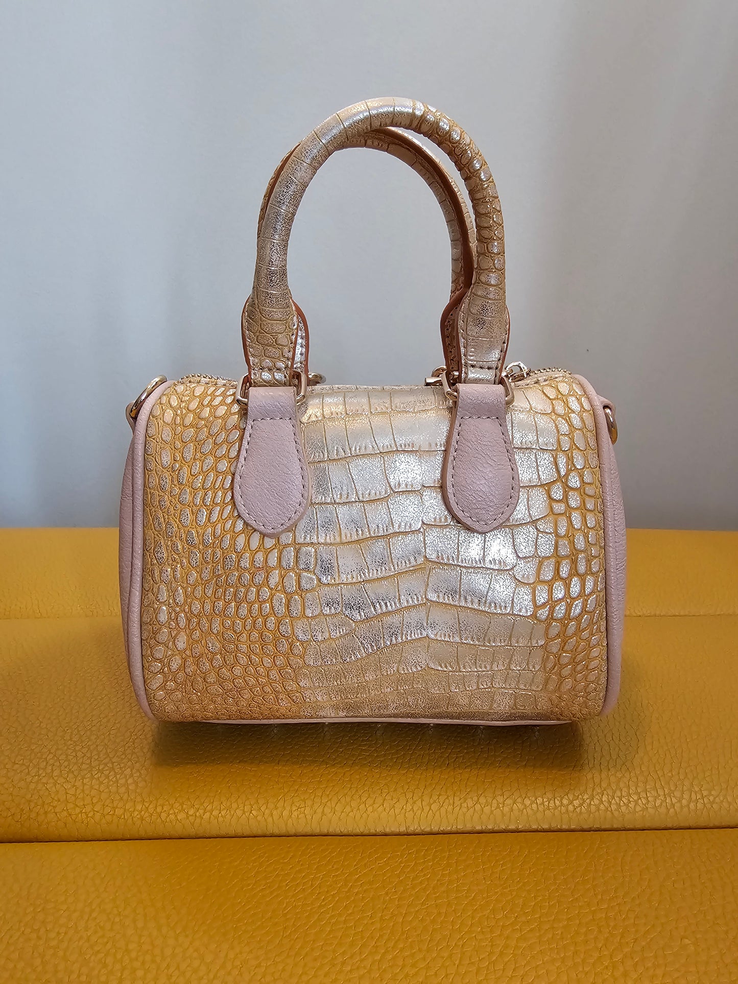 RENAISSANCE PINK HANDBAG