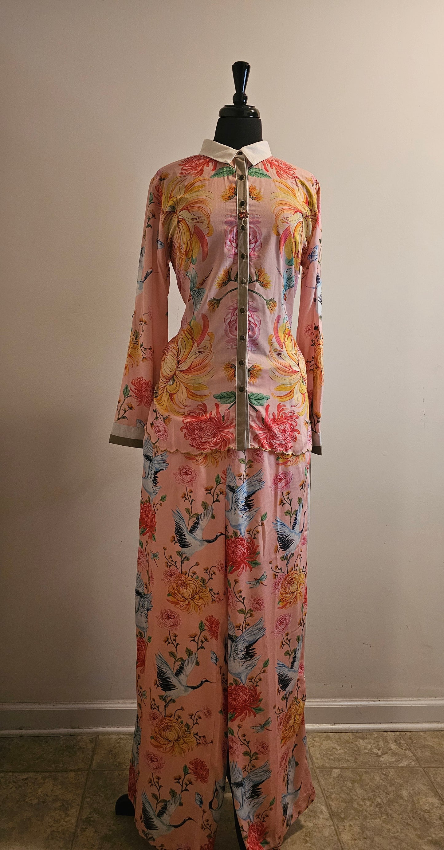 THE LEGENDS OF CRANE ROSE PANTS