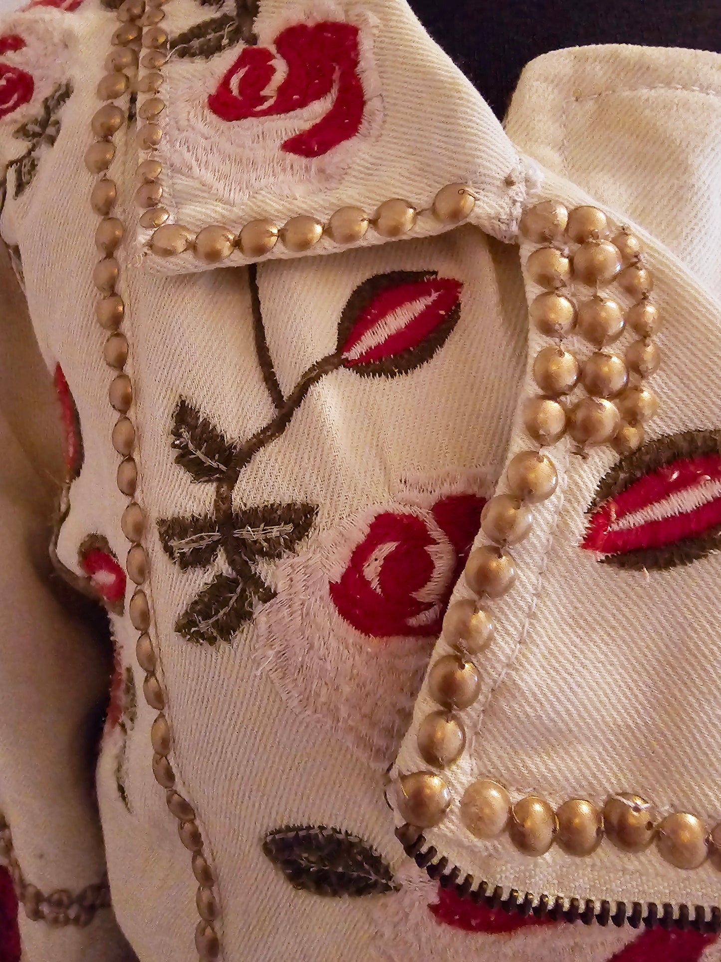 CARMEN EMBROIDERED JACKET