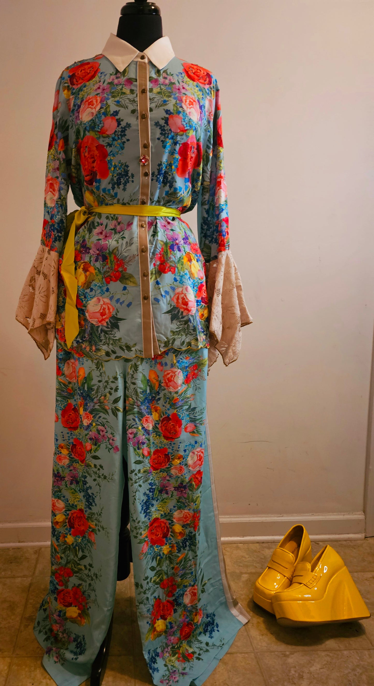 ROMA LACE TOUCH SHIRT