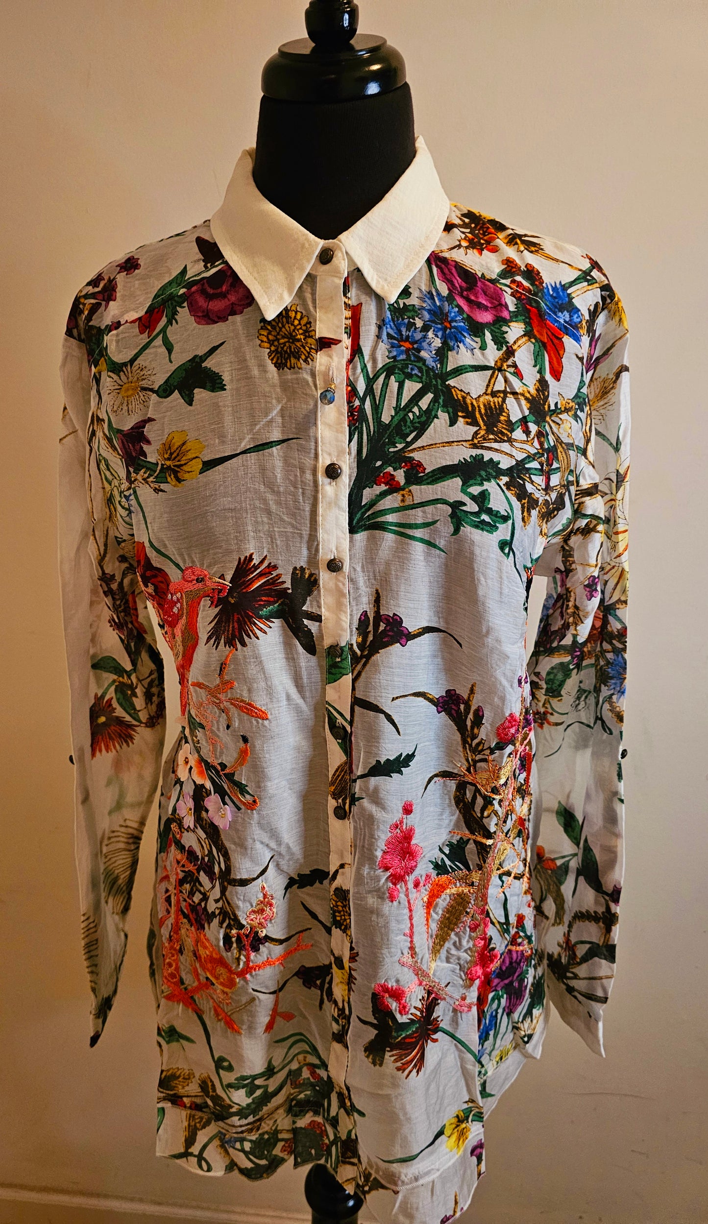 LILIA EMBROIDERED SHIRT