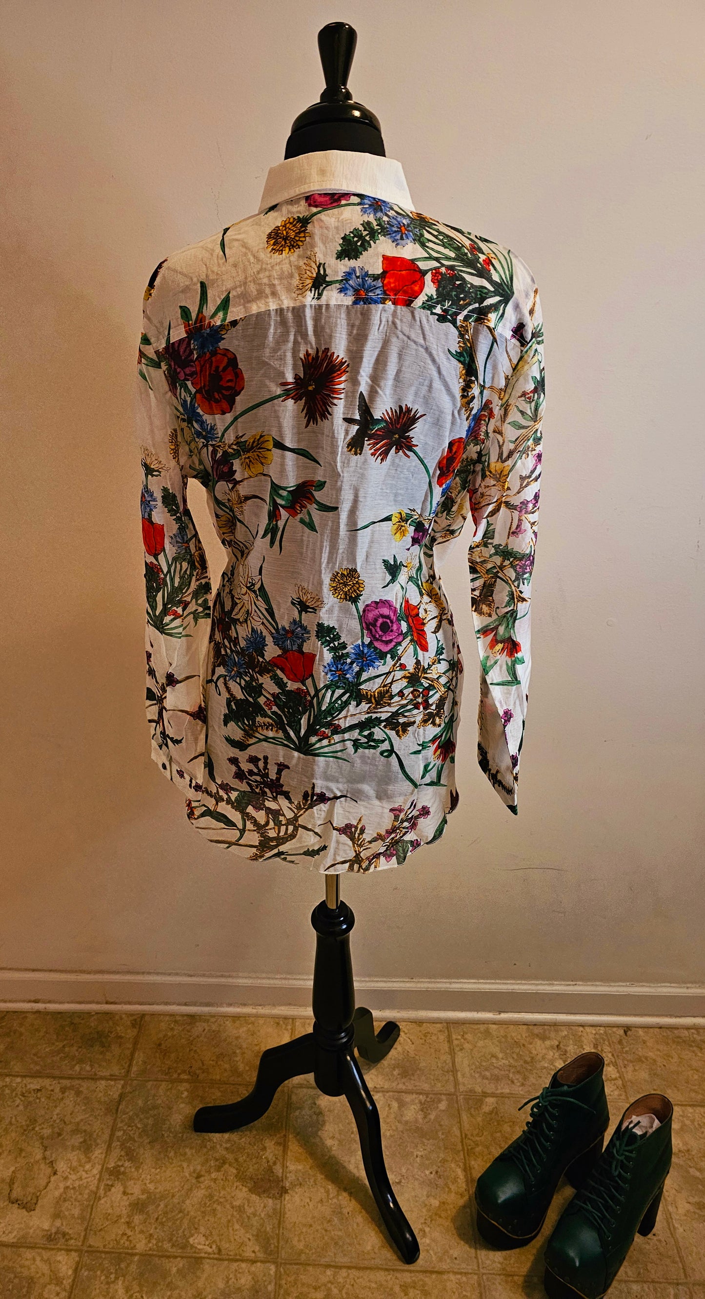 LILIA EMBROIDERED SHIRT