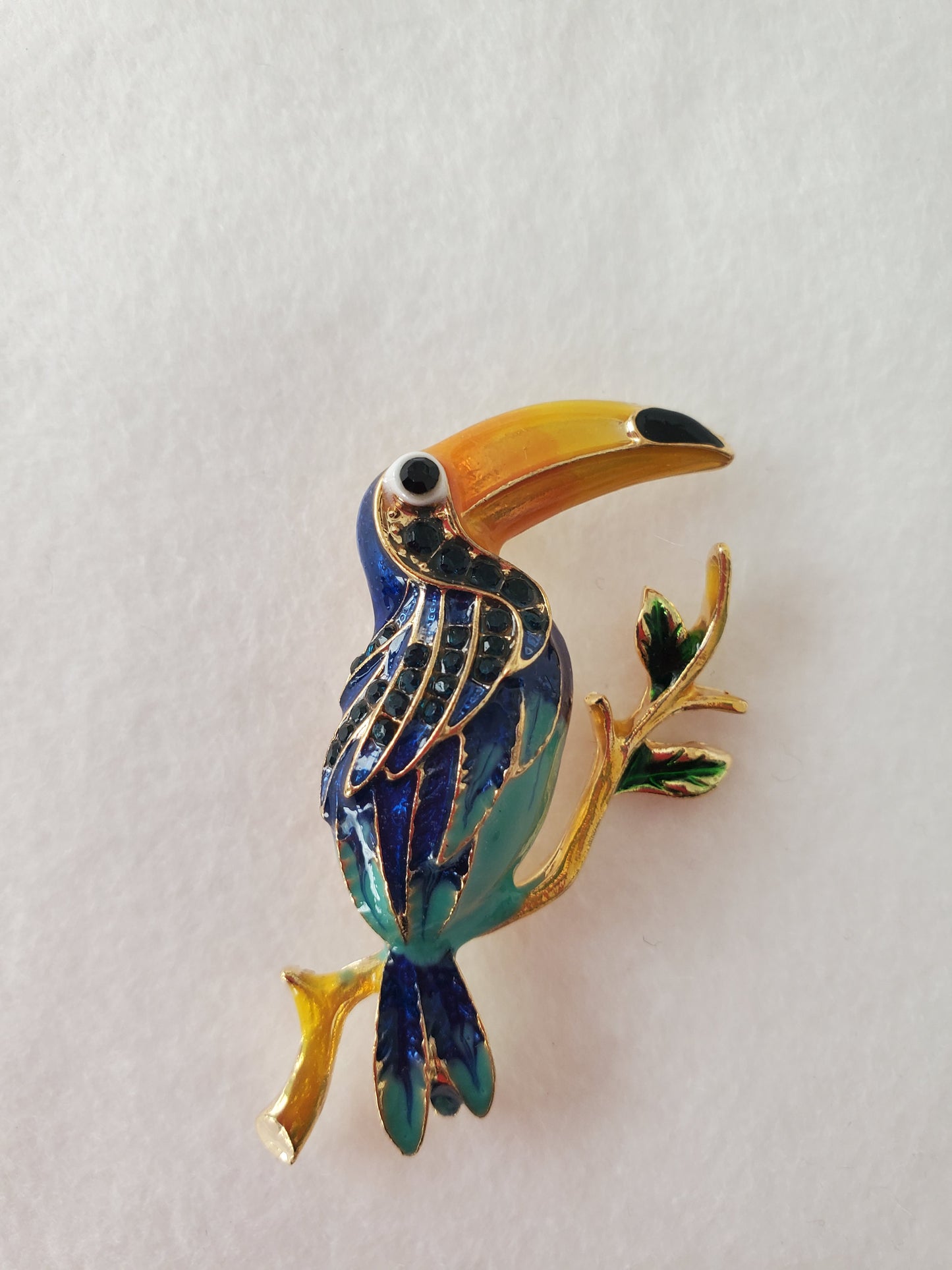 SAFARI BIRD PIN