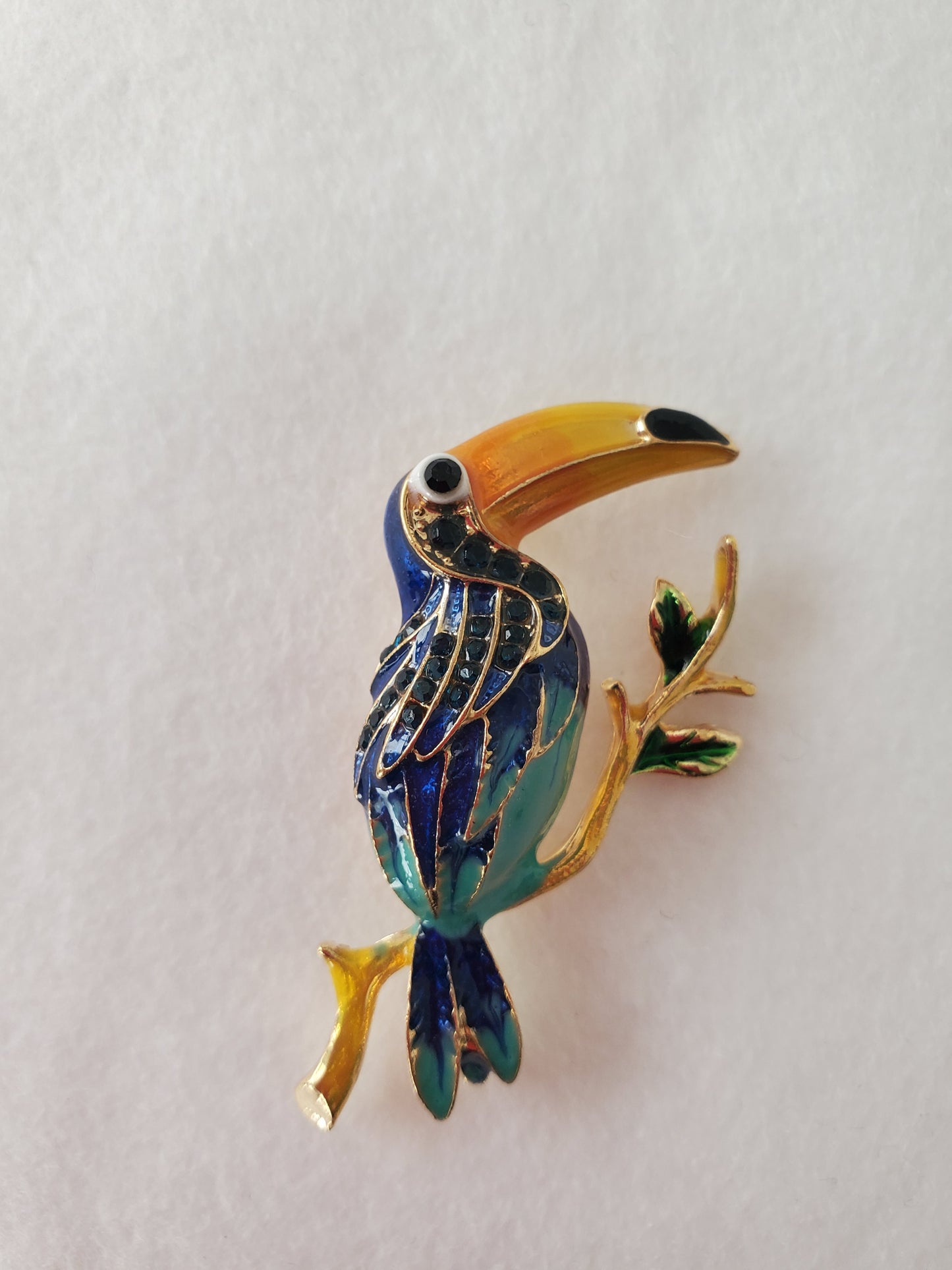 SAFARI BIRD PIN