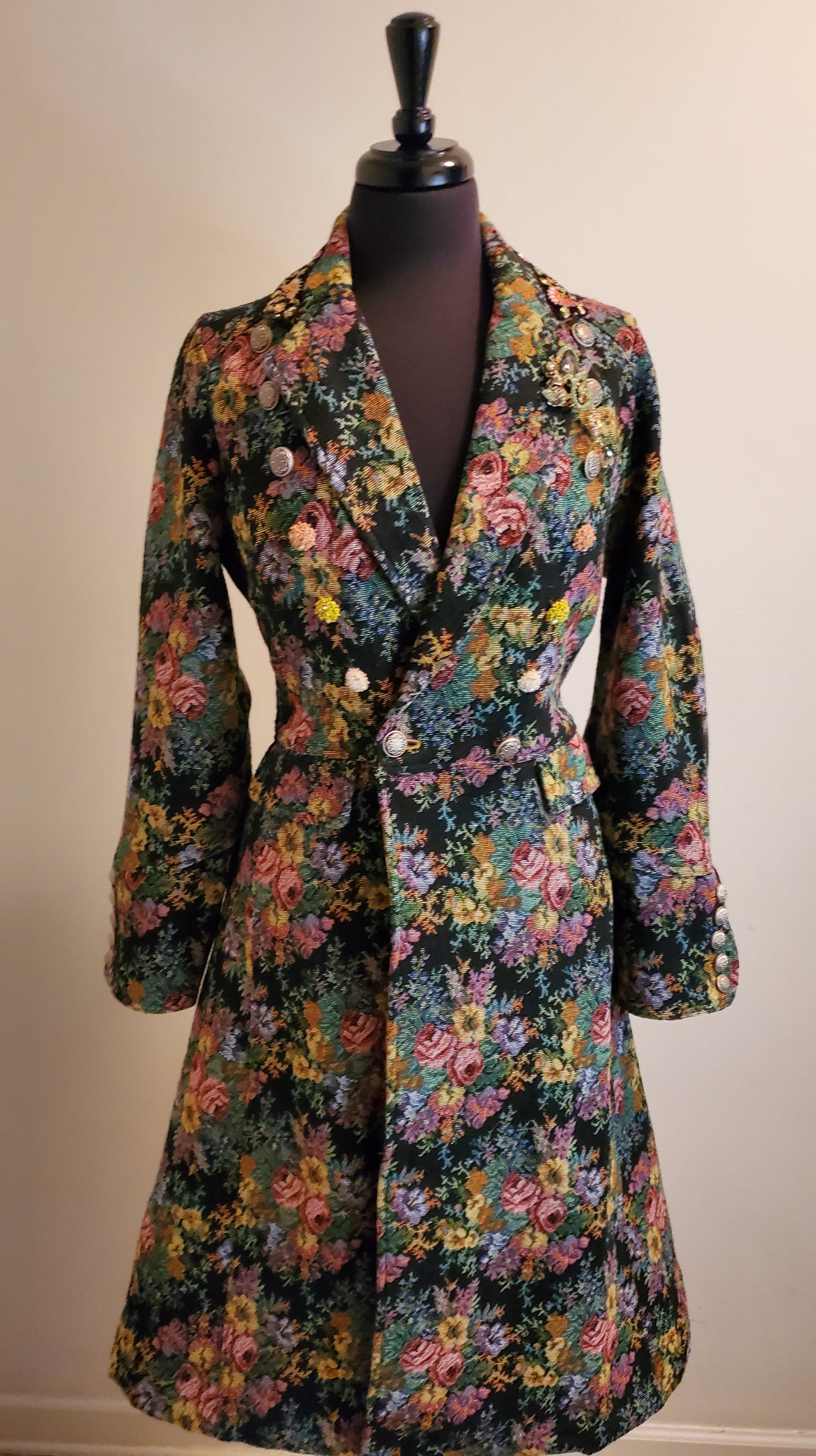 ENCHANTED NATURE JACQUARD COAT