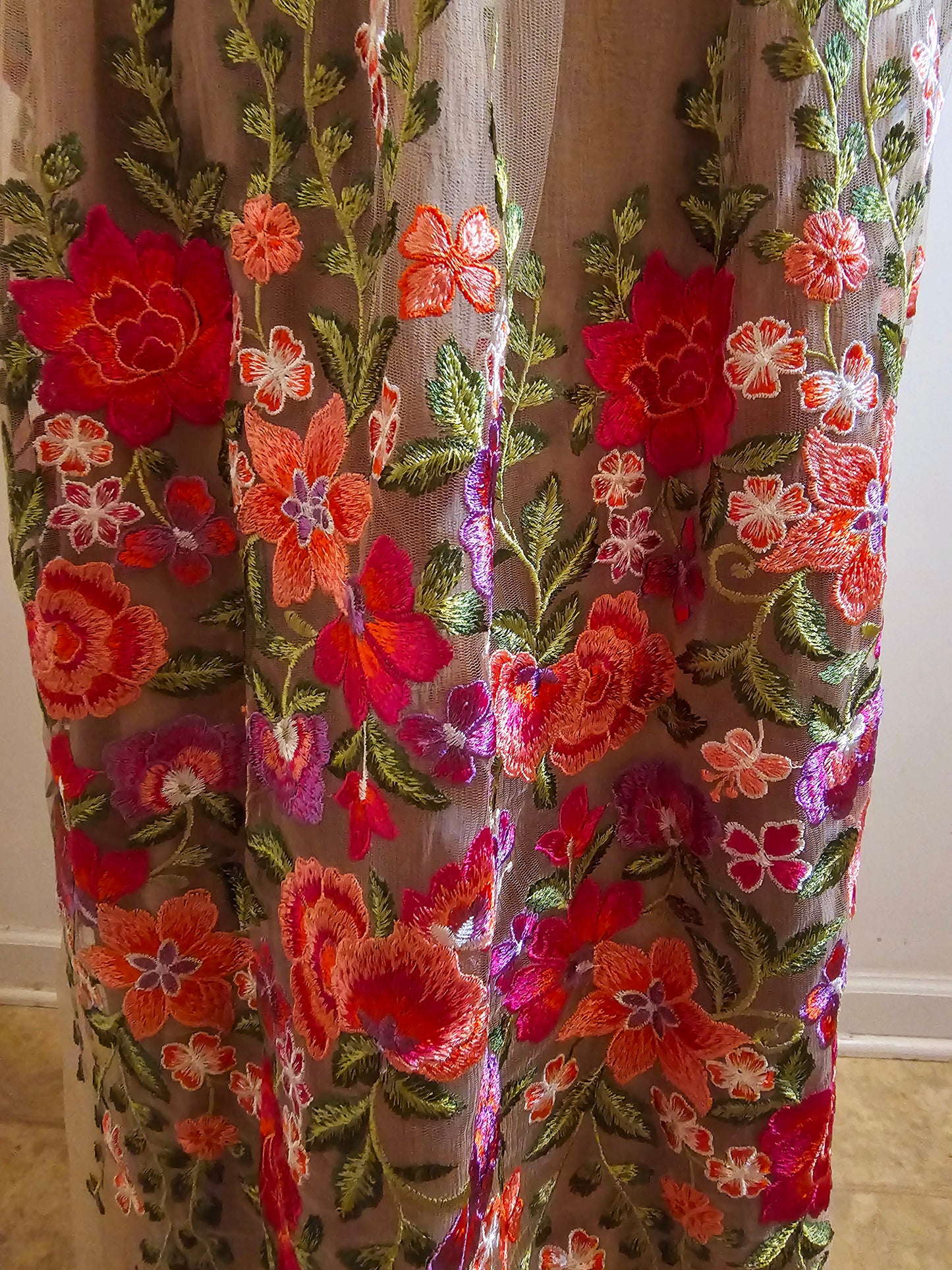 KENSINGTON GARDENS MAXI DRESS