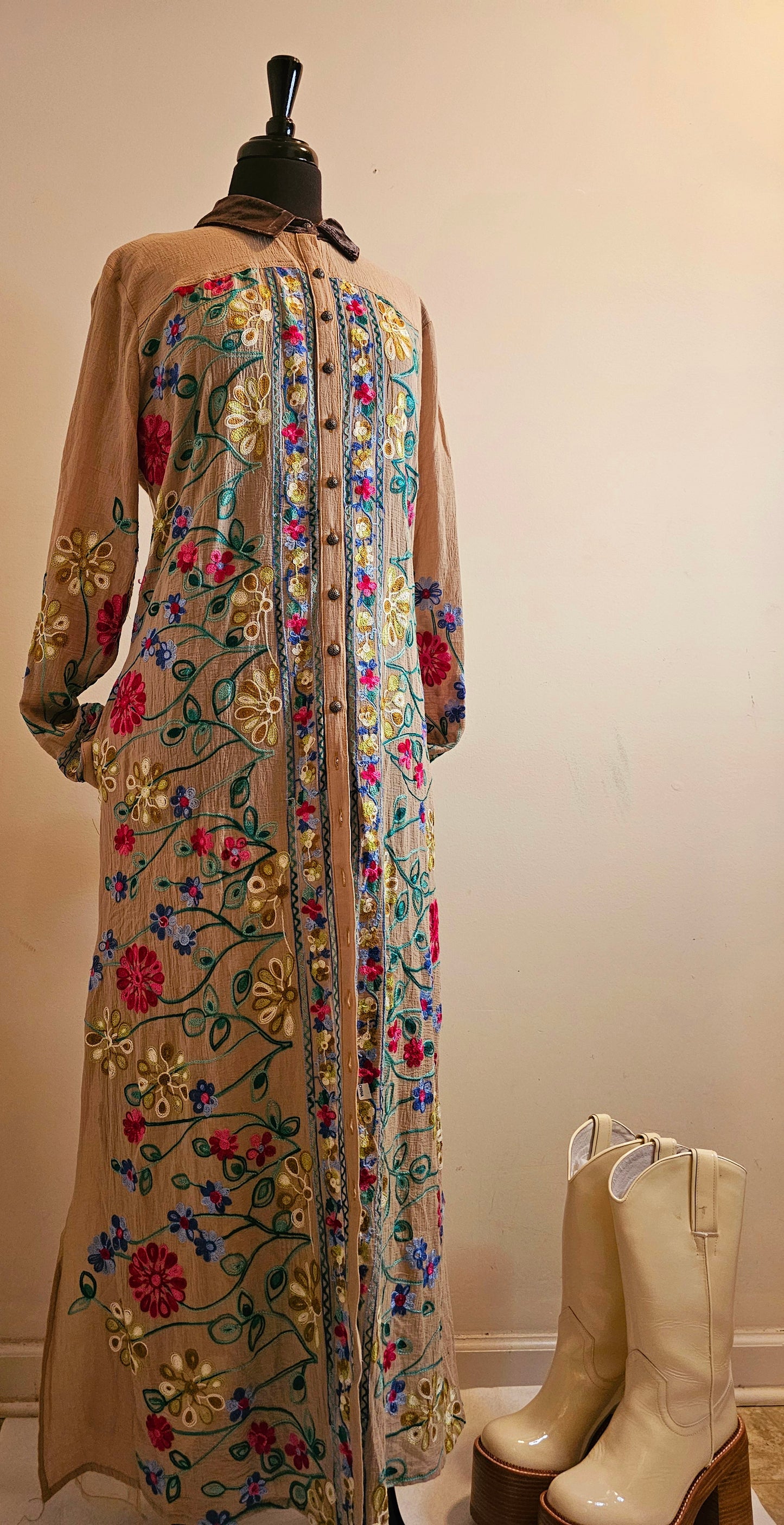 KENSINGTON GARDENS MAXI DRESS