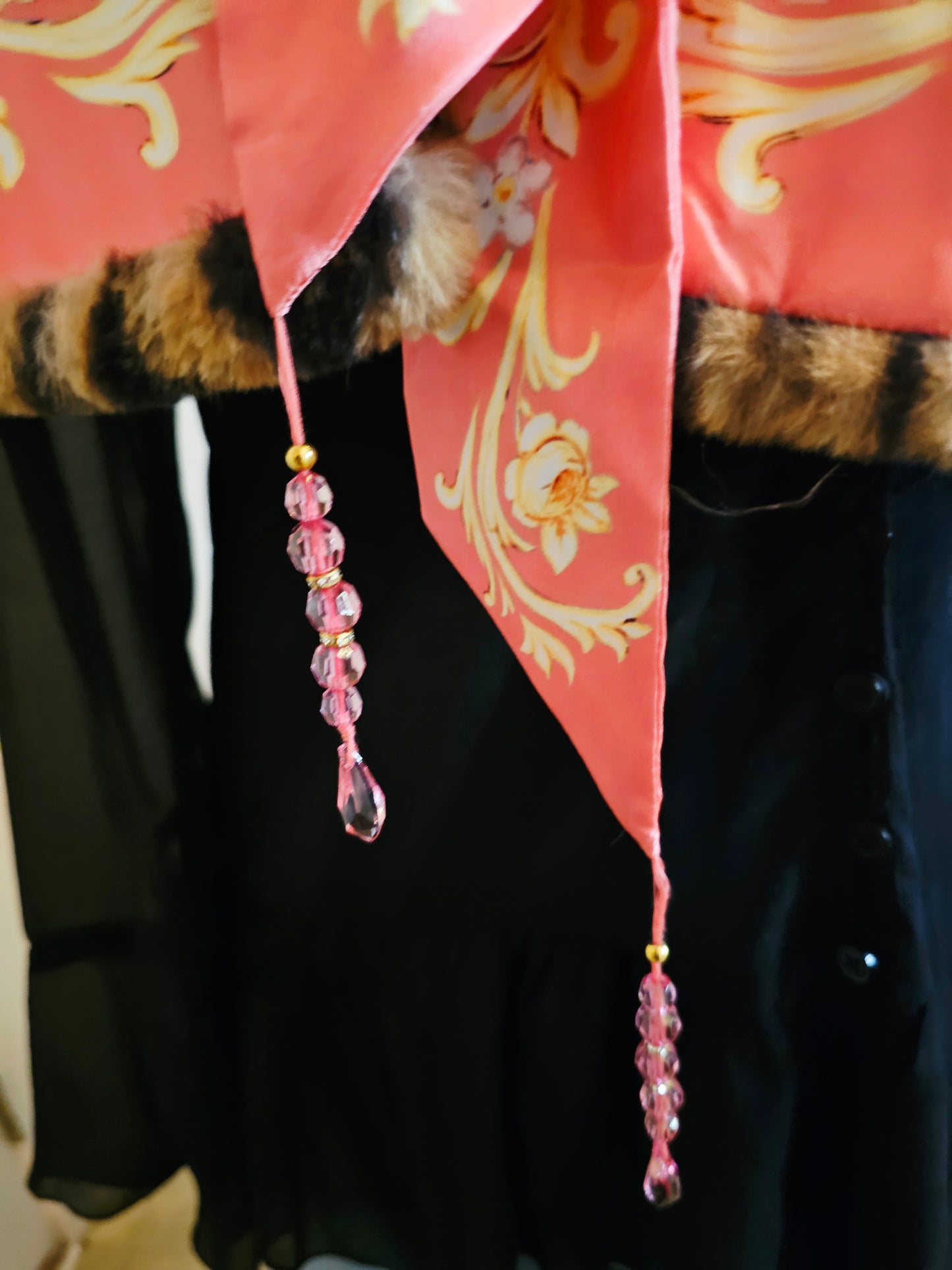 GRACE KELLY REVERSIBLE LEOPARD FUR CAPE