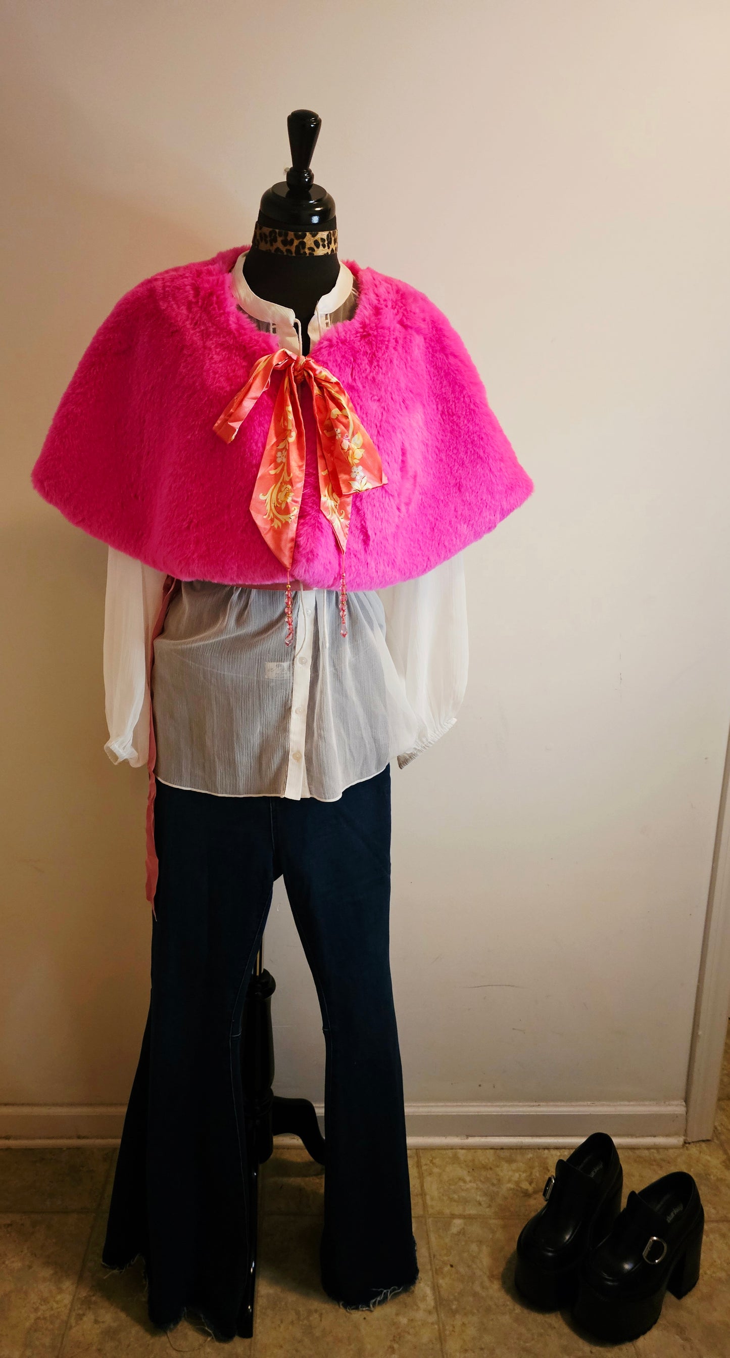 GRACE KELLY PINK REVERSIBLE CAPE