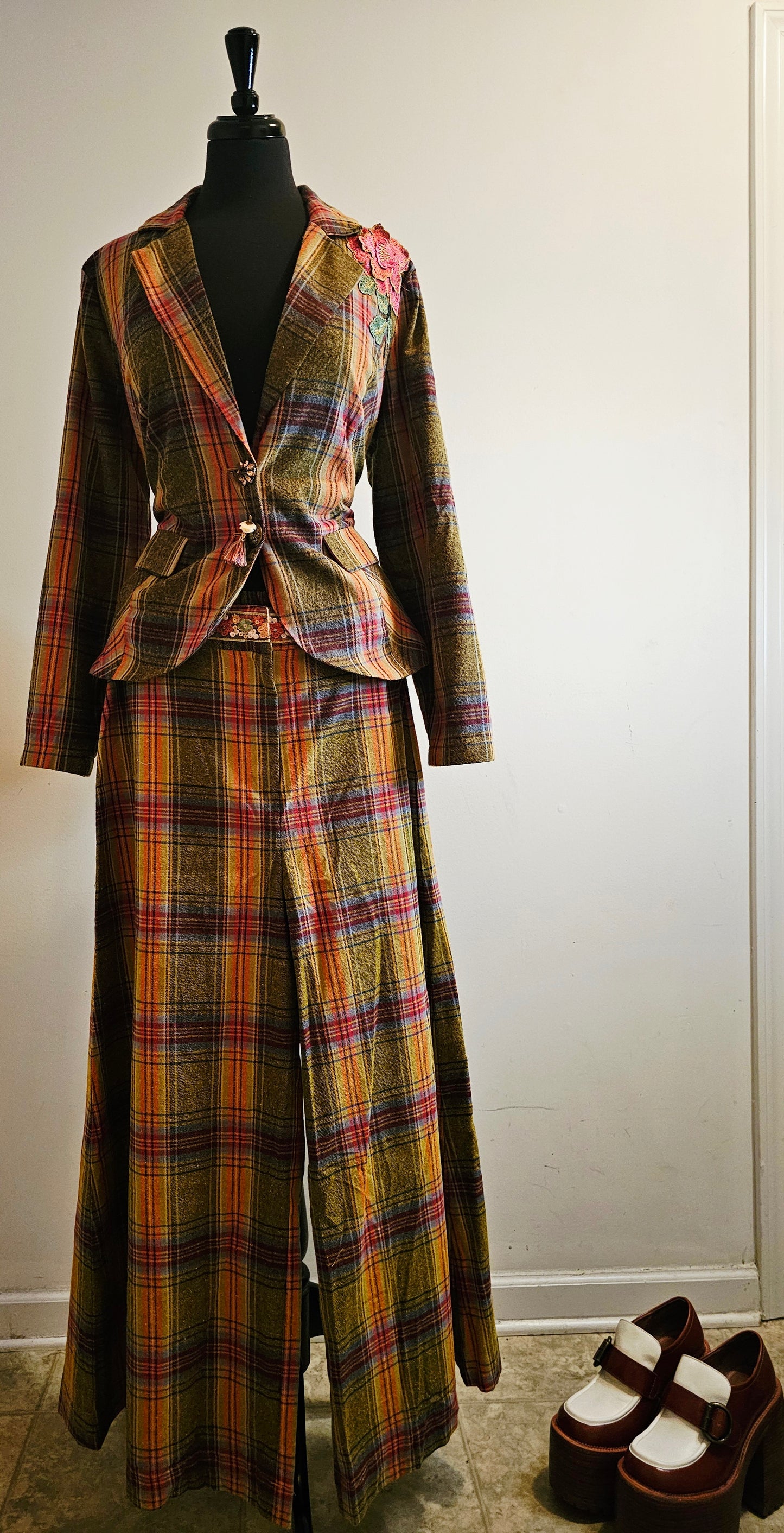 SEASON STATEMENT BLAZER