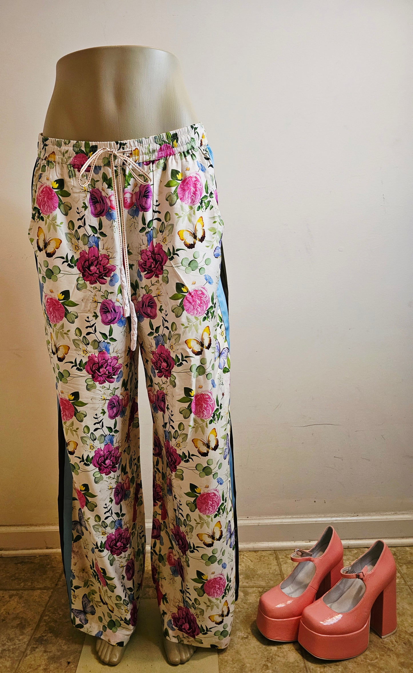 SERENITY SPRINGS PANTS