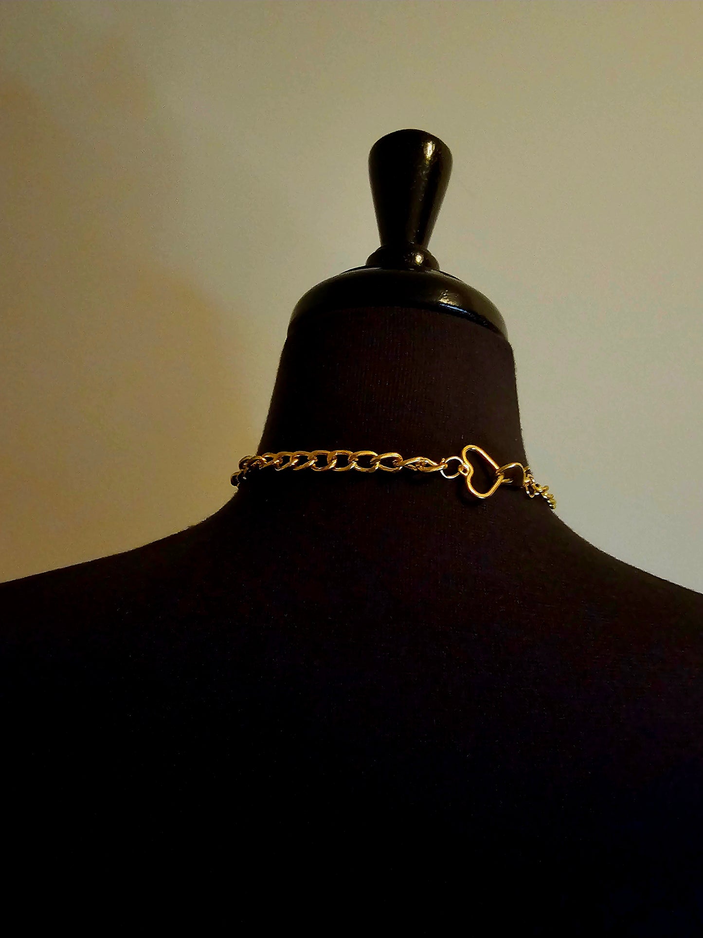 ROSALINE NECKLACE